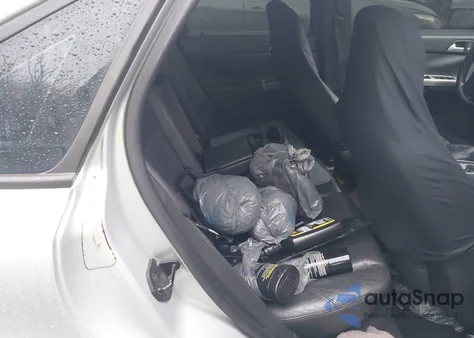 2006 Volvo S40 T5 from USA, damaged, VIN YV1MH682062172653